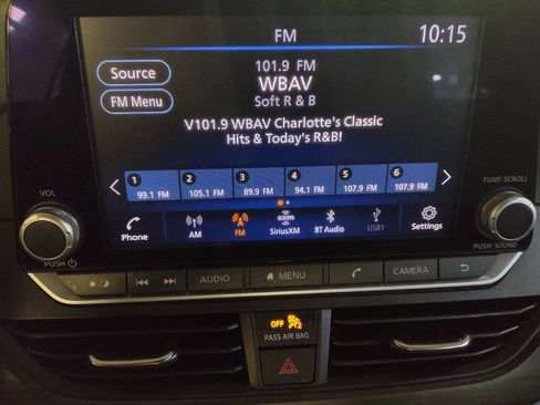 Used 2023 Nissan Altima 2.5 SV FWD image 25