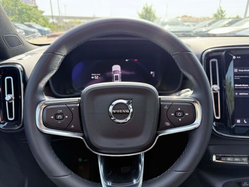 Certified 2023 Volvo XC40 Recharge Plus AWD/4WD image 15