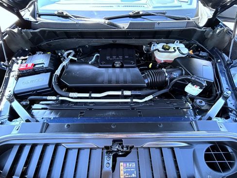 Certified 2022 Chevrolet Silverado 1500 LT AWD/4WD image 24