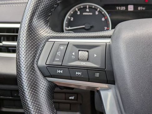 Used 2024 Mitsubishi Outlander SE image 28