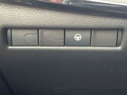 New 2026 Nissan Kicks SR w/ Cold Weather Package image 19