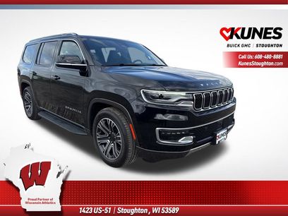 Used 2022 Jeep Wagoneer Series III w/ Rear Seat Video Group 1