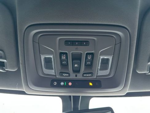 Used 2023 GMC Sierra 3500 SLT image 20