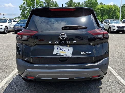Used 2023 Nissan Rogue SL AWD/4WD image 8