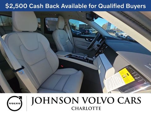 New 2026 Volvo XC60 B5 Ultra w/ Protection Package Premier image 10