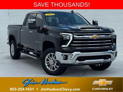 Used 2025 Chevrolet Silverado 2500 LTZ w/ LTZ Premium Package