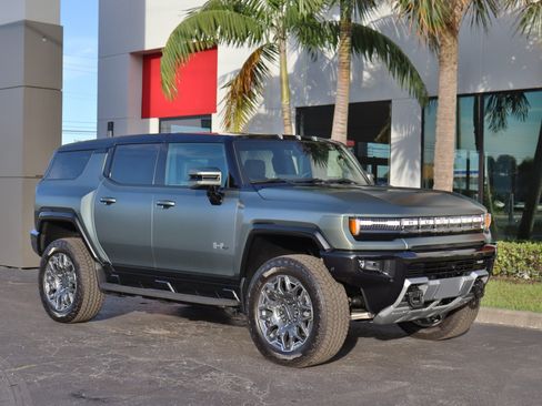 Used 2024 GMC Hummer EV 3X AWD/4WD image 13