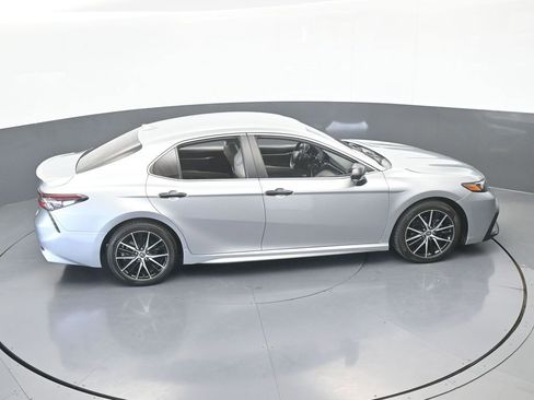 Used 2022 Toyota Camry SE image 51