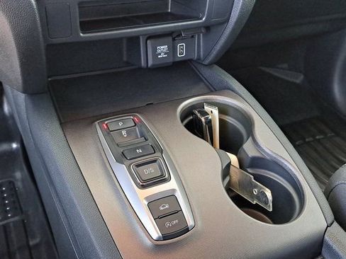 Used 2023 Honda Ridgeline Sport image 16