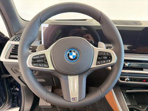 New 2026 BMW X5 xDrive50e w/ M Sport Package AWD/4WD image 17