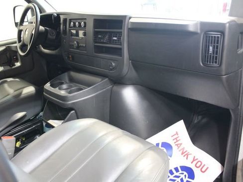 Used 2008 Chevrolet Express 3500 image 16