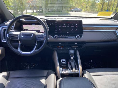 Used 2023 GMC Canyon Denali AWD/4WD image 13