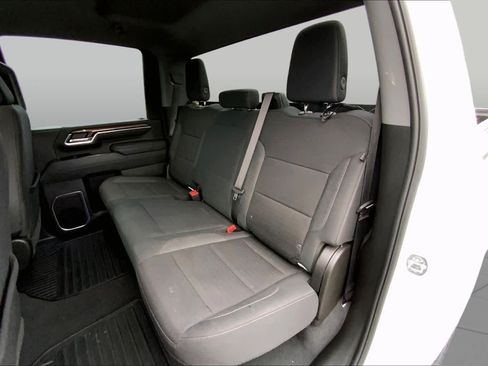 Used 2025 Chevrolet Silverado 2500 LT w/ Convenience Package AWD/4WD image 20