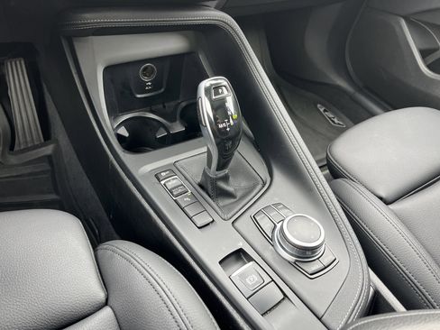 Used 2022 BMW X2 sDrive28i w/ Convenience Package image 11