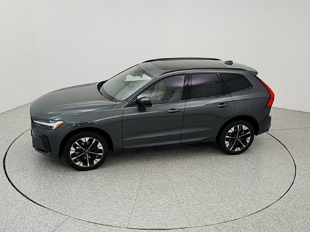 New 2027 Volvo XC60 B5 Plus AWD/4WD image 36