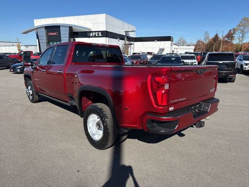 Used 2023 Chevrolet Silverado 3500 High Country w/ Technology Package image 3