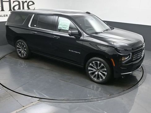 New 2026 Chevrolet Suburban High Country AWD/4WD image 27