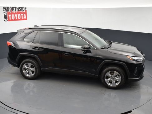 Used 2022 Toyota RAV4 XLE AWD/4WD image 20