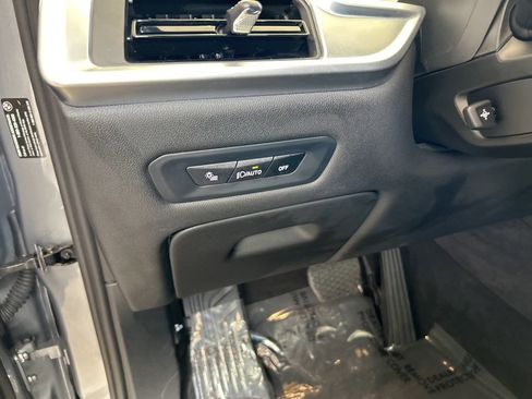 Used 2026 BMW X5 sDrive40i image 49