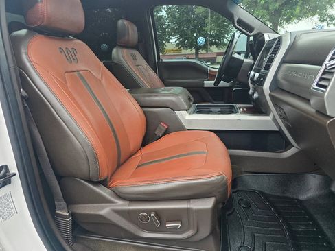Used 2018 Ford F350 King Ranch w/ King Ranch Ultimate Package AWD/4WD image 23