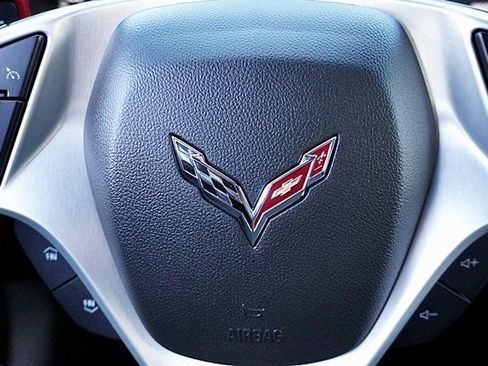 Used 2019 Chevrolet Corvette Stingray Coupe w/ 1LT RWD image 43