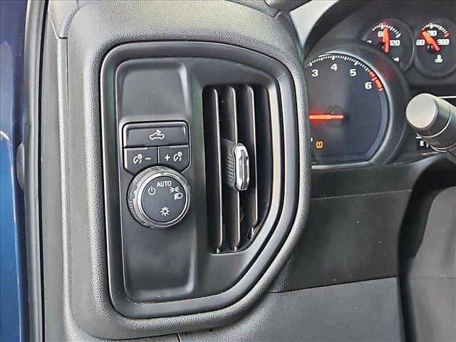 Used 2020 Chevrolet Silverado 1500 Custom w/ Custom Value Package RWD image 23