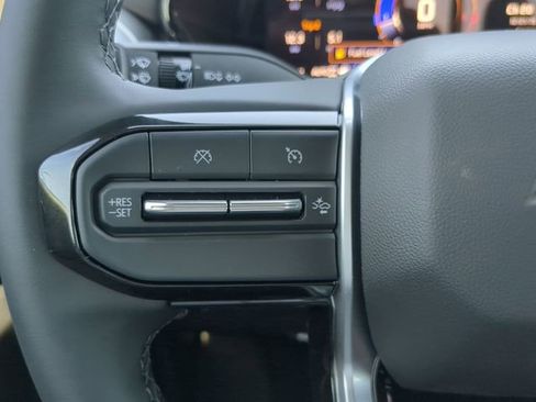 Certified 2024 Chevrolet Colorado LT w/ LT Convenience Package II image 25