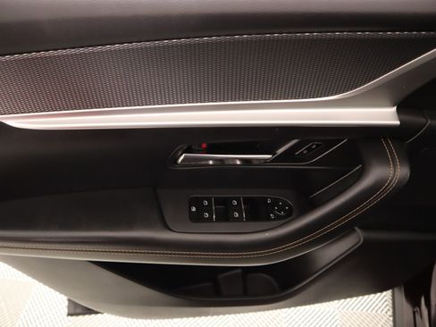 Used 2024 MAZDA CX-90 3.3 Turbo w/ Premium Package image 17