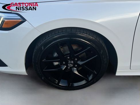 Used 2023 Honda Civic Sport image 36