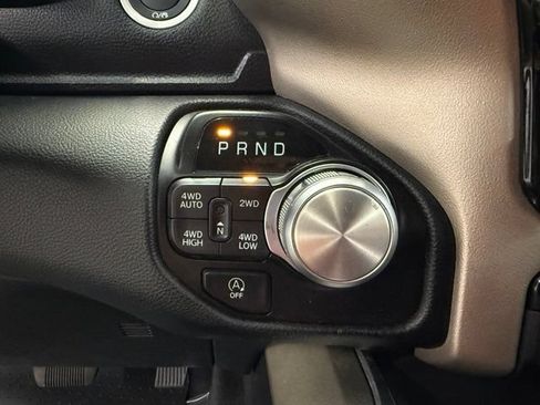 Used 2022 RAM 1500 Laramie AWD/4WD image 16