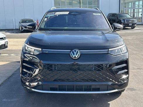New 2026 Volkswagen Tiguan SEL R-Line image 5