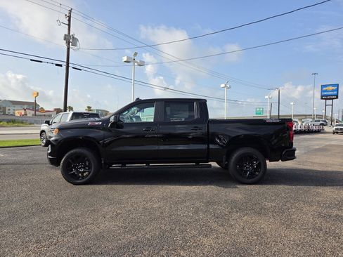 New 2026 Chevrolet Silverado 1500 LT Trail Boss w/ Convenience Package II AWD/4WD image 2