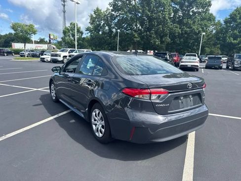 Used 2024 Toyota Corolla LE FWD image 7