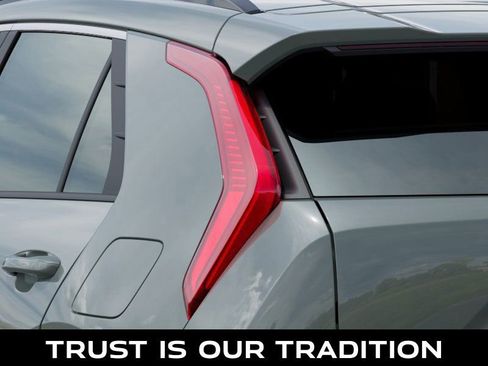 New 2026 Kia Niro EX image 11