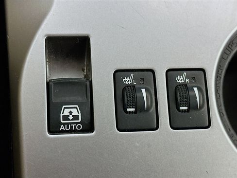 Used 2024 Toyota 4Runner SR5 Premium image 26