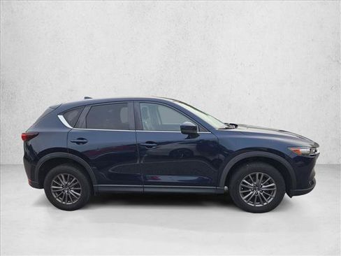 Used 2017 MAZDA CX-5 Touring FWD image 4