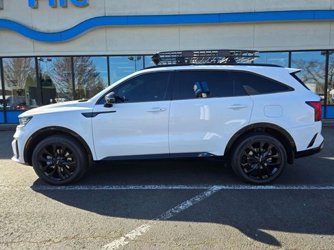 Used 2022 Kia Sorento SX AWD/4WD image 2