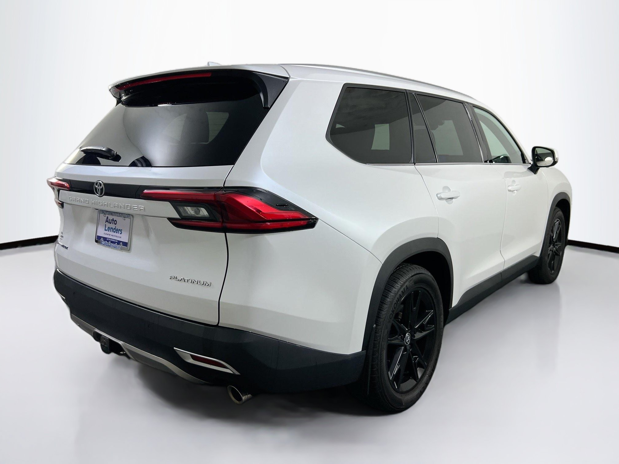 Used 2024 Toyota Grand Highlander AWD Hybrid image 5