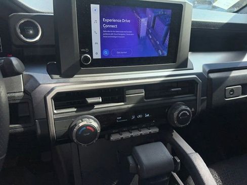 Used 2025 Toyota 4Runner SR5 AWD/4WD image 20