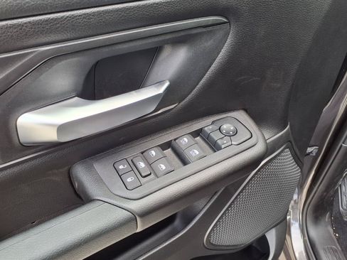 New 2026 RAM 1500 Express AWD/4WD image 11