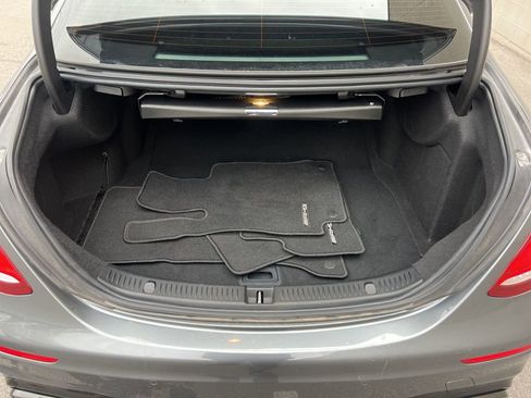 Used 2018 Mercedes-Benz E 63 AMG S image 29