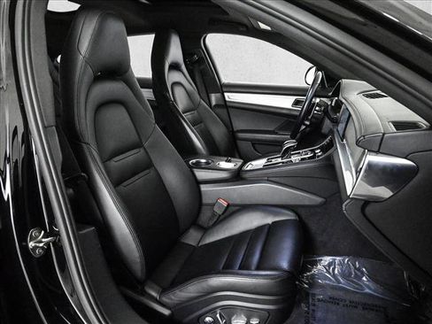Used 2017 Porsche Panamera 4S image 22