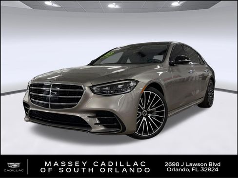 Used 2023 Mercedes-Benz S 500 4MATIC image 1