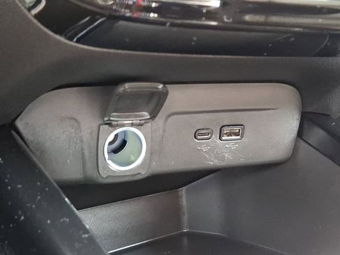 Used 2026 Chevrolet Trax ACTIV image 23