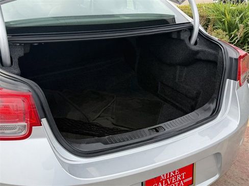 Used 2015 Chevrolet Malibu LT image 20