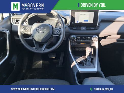 Used 2023 Toyota RAV4 XLE image 12