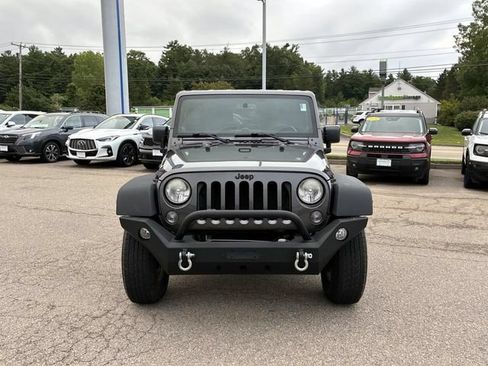 Used 2014 Jeep Wrangler Sport w/ Quick Order Package 23S AWD/4WD image 2