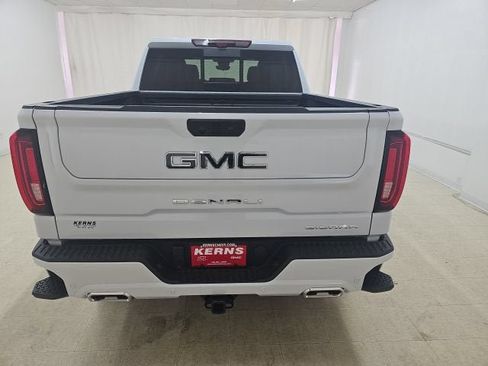 New 2026 GMC Sierra 1500 Denali Ultimate AWD/4WD image 18