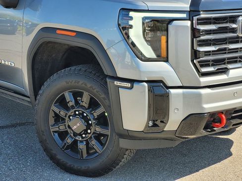 New 2026 GMC Sierra 2500 AT4 w/ AT4 Premium Plus Package AWD/4WD image 3