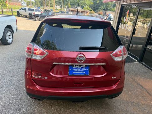 Used 2016 Nissan Rogue SV w/ SV Premium Package FWD image 5
